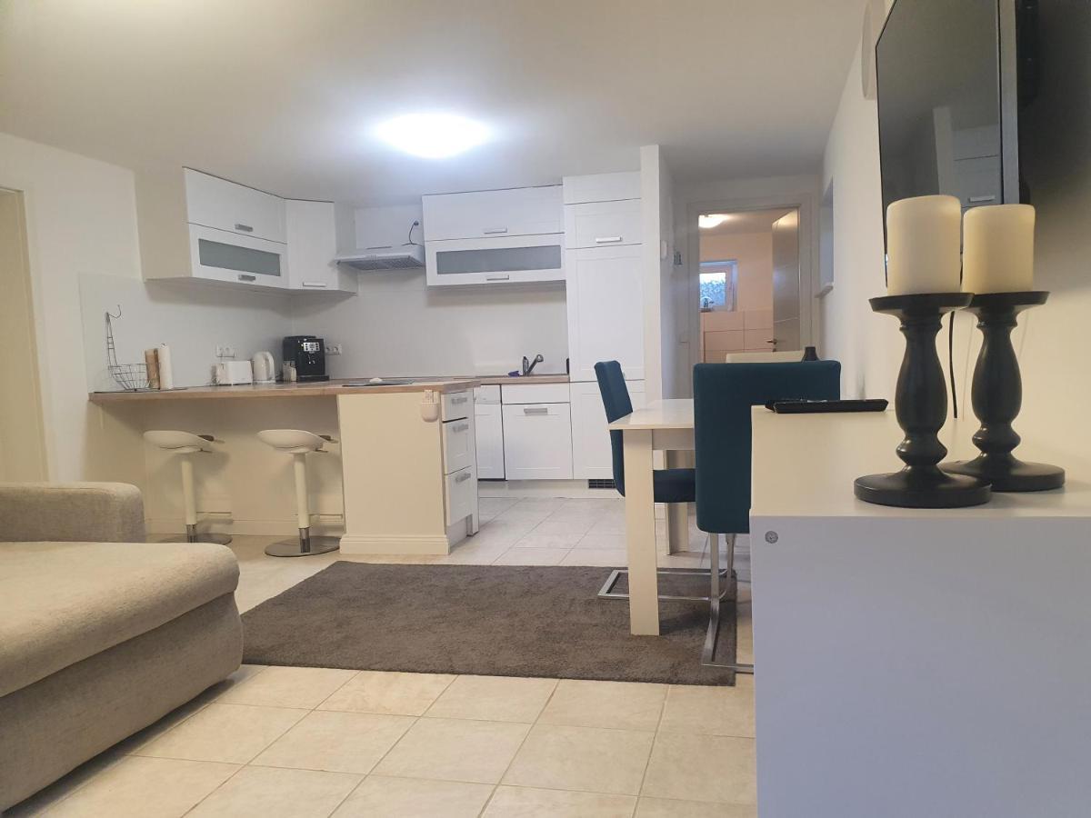 Gemuetlich Ruhig Und Zentral Durch Bahnhof Apartment Bordesholm Luaran gambar